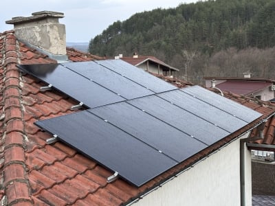 Хибридна покривна ФтЕЦ с мощност 10 kWр - гр. Джебел
