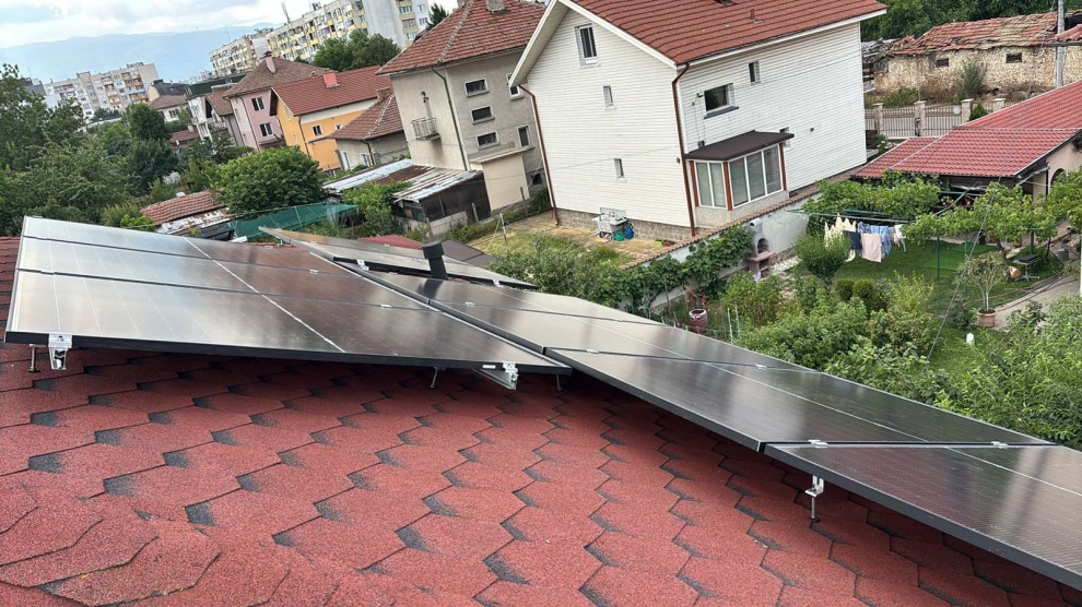 Хибридна покривна ФтЕЦ с мощност 9 kWр - гр. София