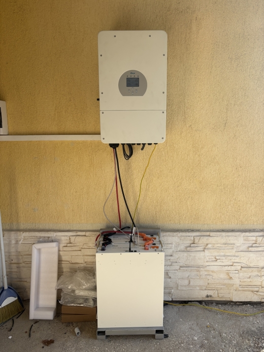 Хибридна покривна ФтЕЦ с мощност 9.9 kWр - гр. Варна