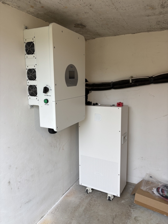 Хибридна покривна ФтЕЦ с мощност 9 kWр - с. Велчево