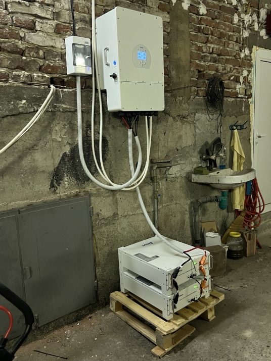 Хибридна покривна ФтЕЦ с мощност 9 kWр - гр. София