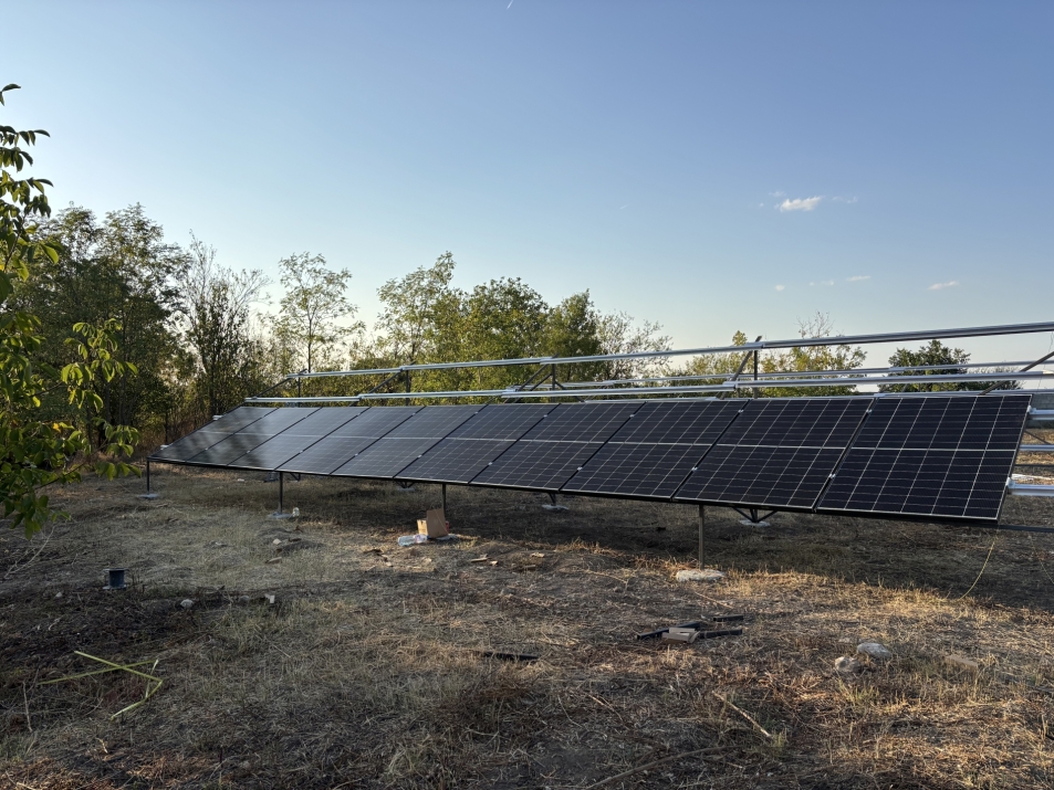 Хибридна наземна ФтЕЦ с мощност 17.8 kWр - с. Прохлада