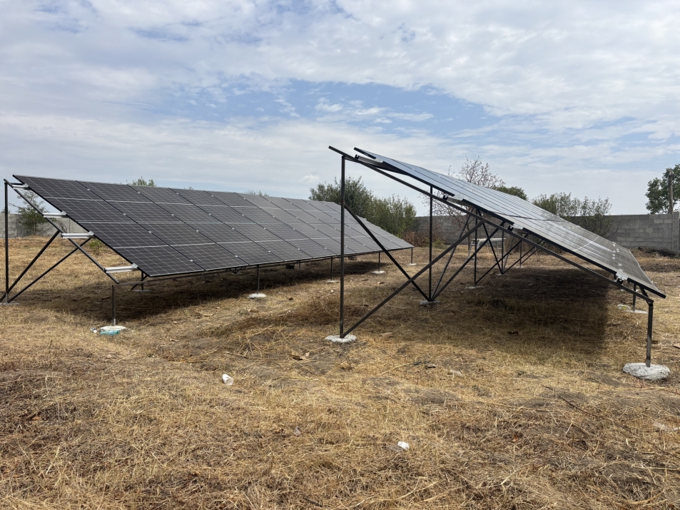 Хибридна наземна ФтЕЦ с мощност 17.8 kWр - с. Прохлада