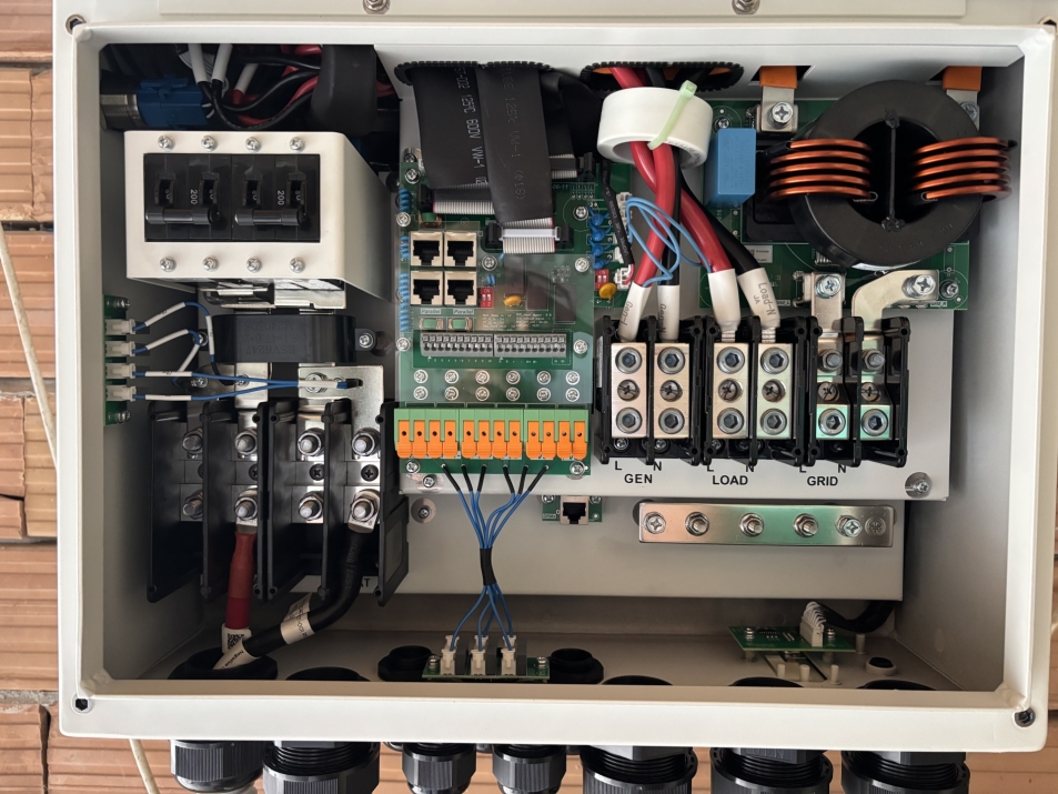 Хибридна наземна ФтЕЦ с мощност 17.8 kWр - с. Прохлада